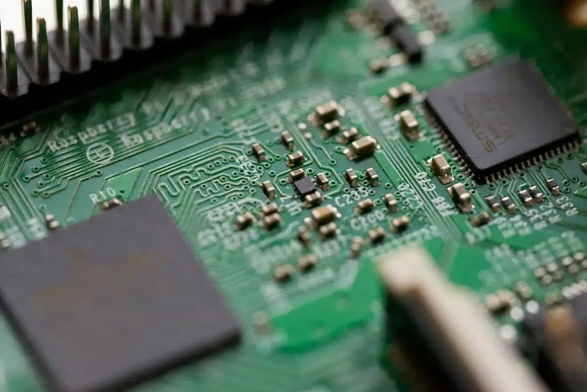 Ermöglicht Transparenz in der Lieferkette und intelligente Beschaffung für OEMs