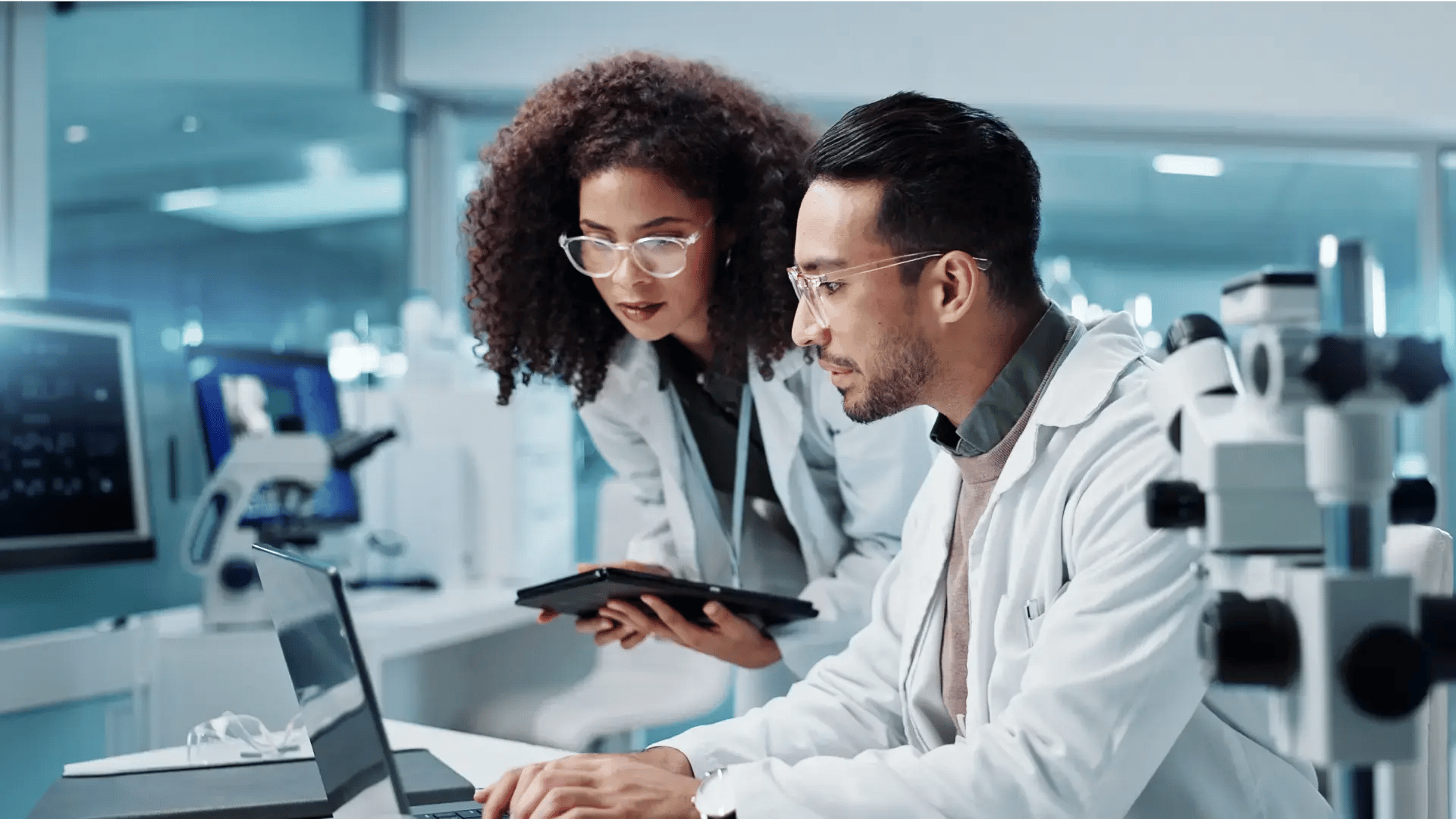 camLine_Training Program_DoE_202510_AdobeStock_RF-20251010-092616